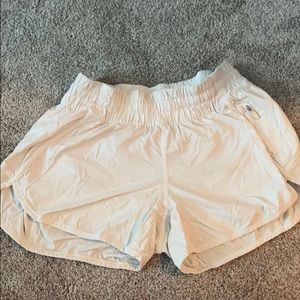 White lululemon shorts